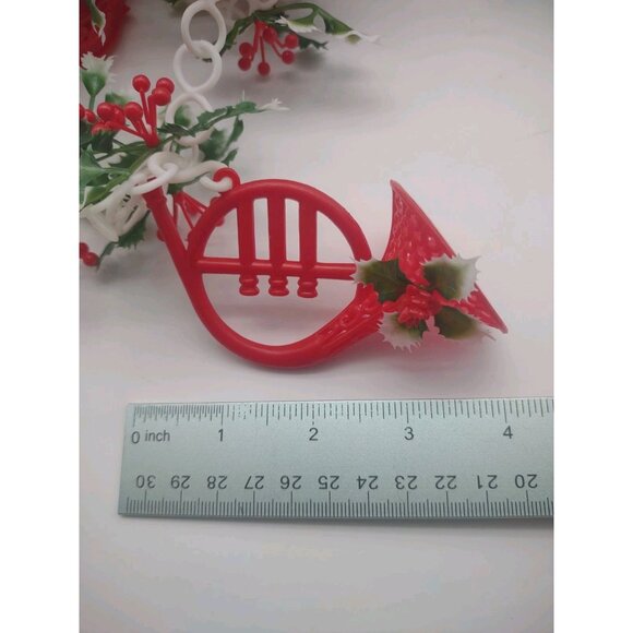 Vintage MCM 1960s Plastic Christmas 8 ft Garland Musical Instruments Holly Berry - Picture 10 of 15
